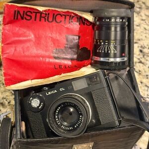 Leica CL Vintage 35mm Camera in Black LOT two lenses summicron 40mm 90mm